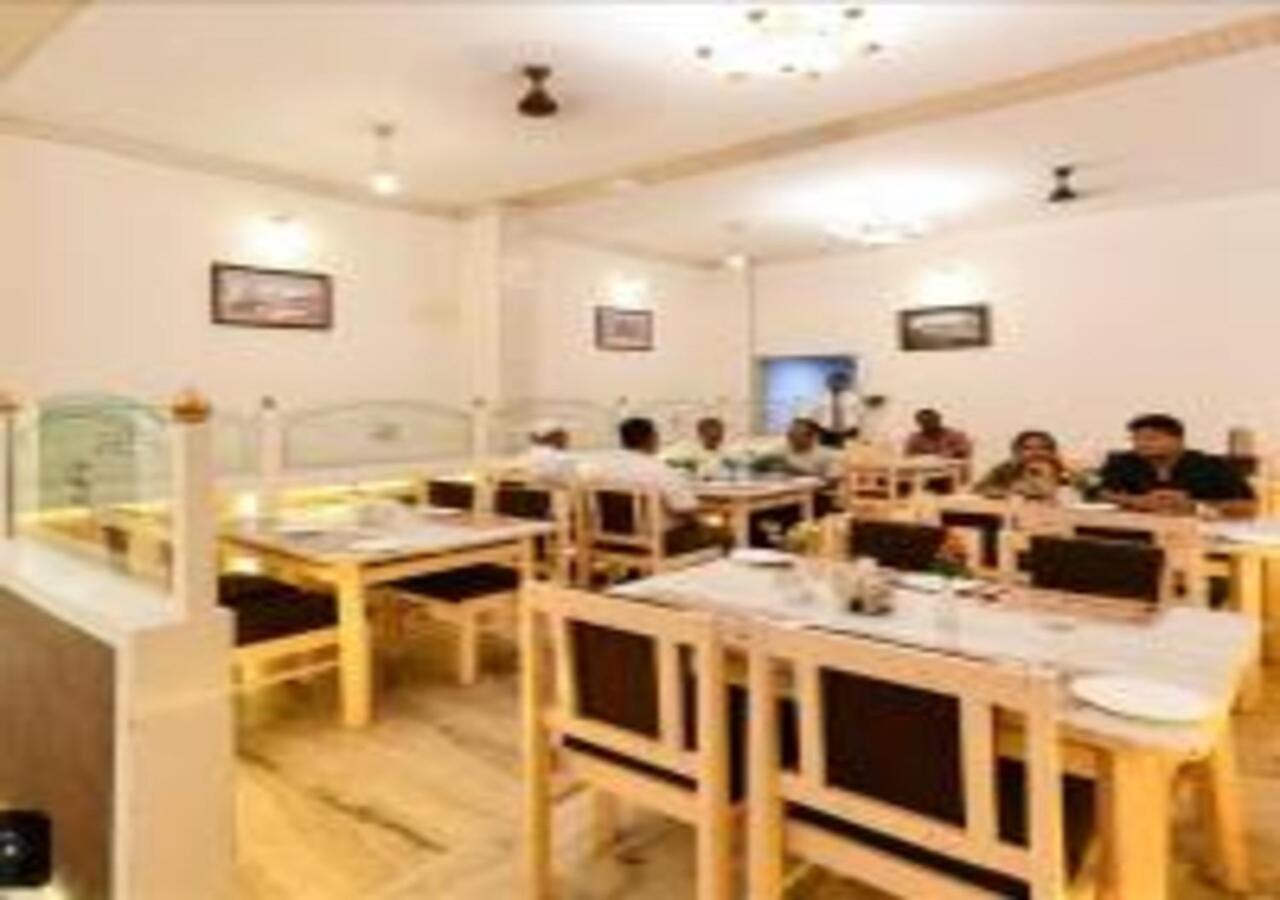 Hotel Chanakya Agra  Zewnętrze zdjęcie