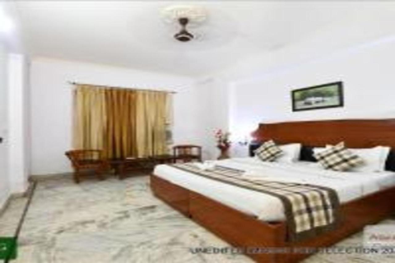 Hotel Chanakya Agra  Zewnętrze zdjęcie
