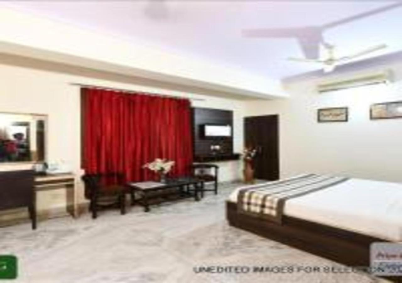 Hotel Chanakya Agra  Zewnętrze zdjęcie
