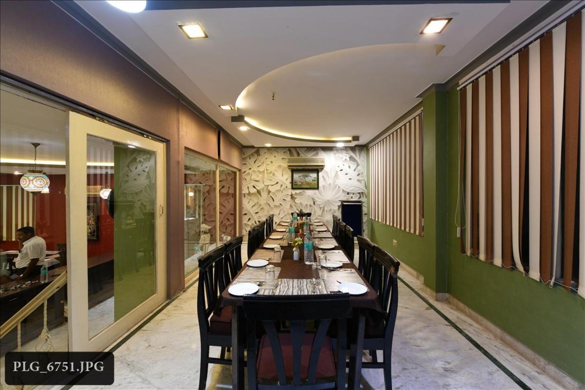 Hotel Chanakya Agra  Zewnętrze zdjęcie