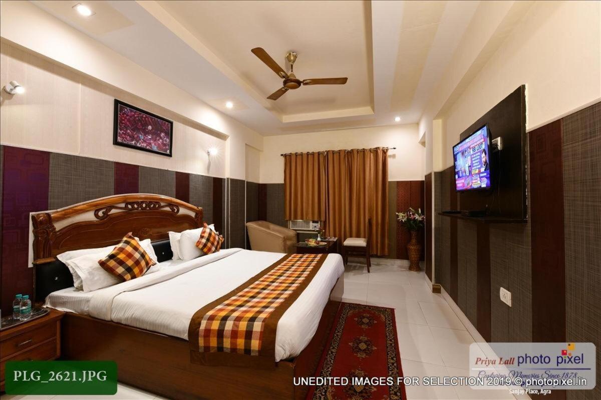 Hotel Chanakya Agra  Zewnętrze zdjęcie